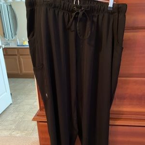Black healing hands scrub pants 1x-P